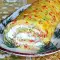 Bunte Rolle mit Zucchini und frischem Paprika