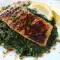 Gegrillter Lachs auf Brennnesselpüree