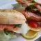 Mini Sandwiches mit Lachs