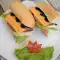 Kalte Sandwiches mit Frischkäse und Wurst