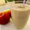 Entspannender Shake aus Banane, Apfel und Zimt