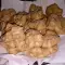 Hausgemachte Baiser Küsschen mit Walnüssen