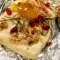 Käse mit Walnüssen und Honig in Alufolie