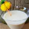 Smoothie mit Ananas und Sojamilch