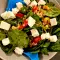 Spinatsalat mit Cashews und Erdbeeren