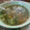 Gemüsesuppe mit Brennnesseln