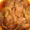 Schweinefleischeintopf mit Champignons und Zwiebeln