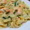Tagliatelle mit Lachs und Garnelen