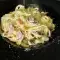 Tagliatelle mit Sahne, Schinken und Pilzen