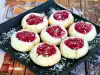Keto Kekse mit Himbeermarmelade