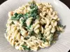 Pasta Rotini mit Spinat und Frischkäse