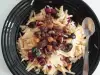 Obstsalat mit Äpfeln und Datteln