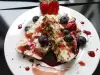 Leckeres hausgemachtes italienisches Semifreddo Eis