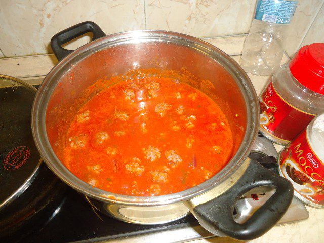 Spaghetti mit Hackfleisch und Tomaten