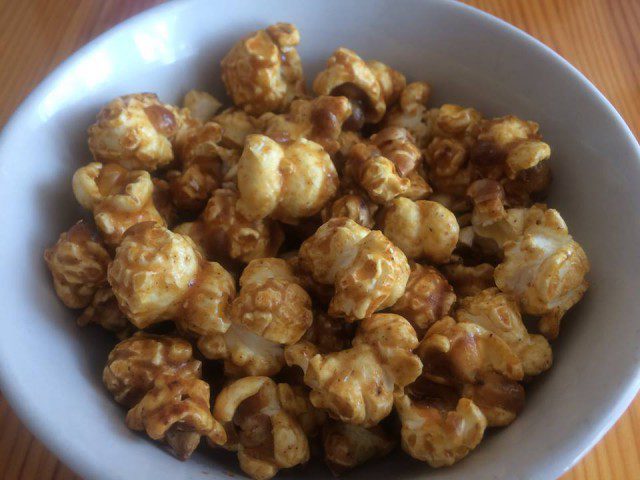 Karamellisiertes Popcorn