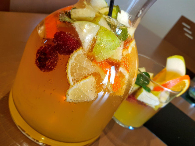 Katalanische Sangria