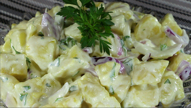 Kartoffelsalat mit Joghurt