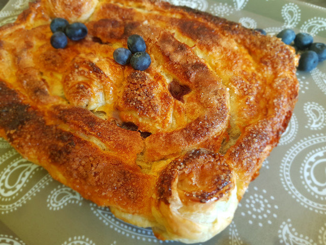 Blätterteig Pie mit Heidelbeeren