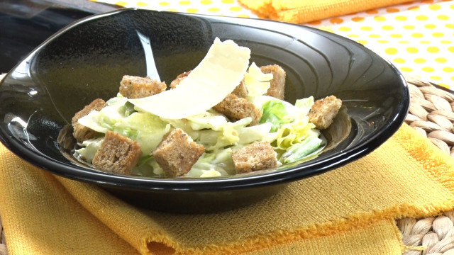 Klassischer Caesar Salat