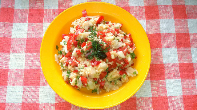 Vegetarischer Couscous Salat