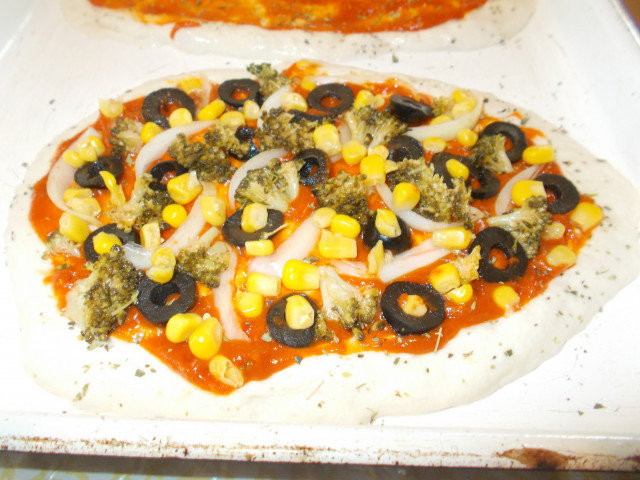 Schnelle vegetarische Pizza in 30 Minuten