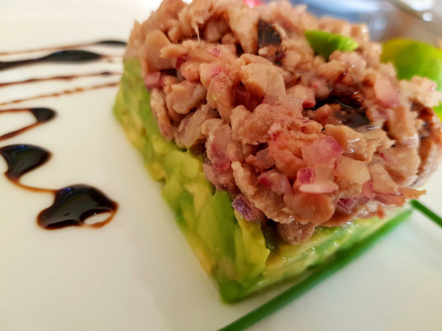 Tartar aus Thunfisch und Avocado