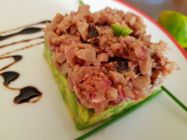 Tartar aus Thunfisch und Avocado