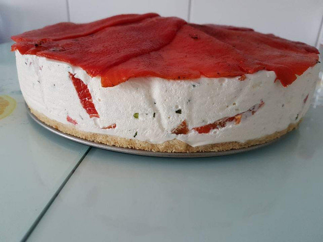 Herzhafter Käsekuchen mit gerösteten Paprika und Mascarpone