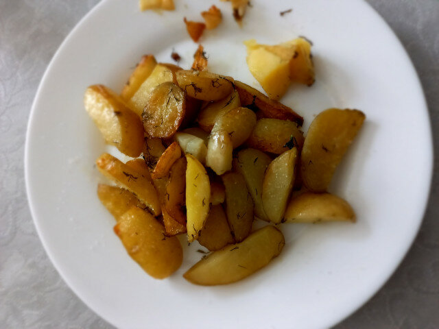 Babykartoffeln mit Dill und Knoblauch