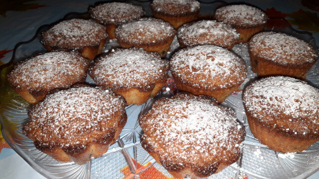 Muffins aus Mandelmehl und Zartbitterschokolade