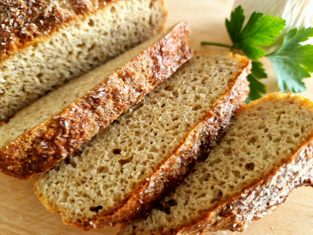 Brot mit Mandelmehl