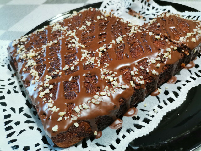 Glutenfreier Karottenkuchen mit Schokolade