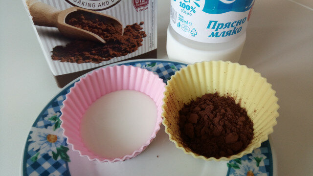 Antifaltenmaske mit Kakao und Milch